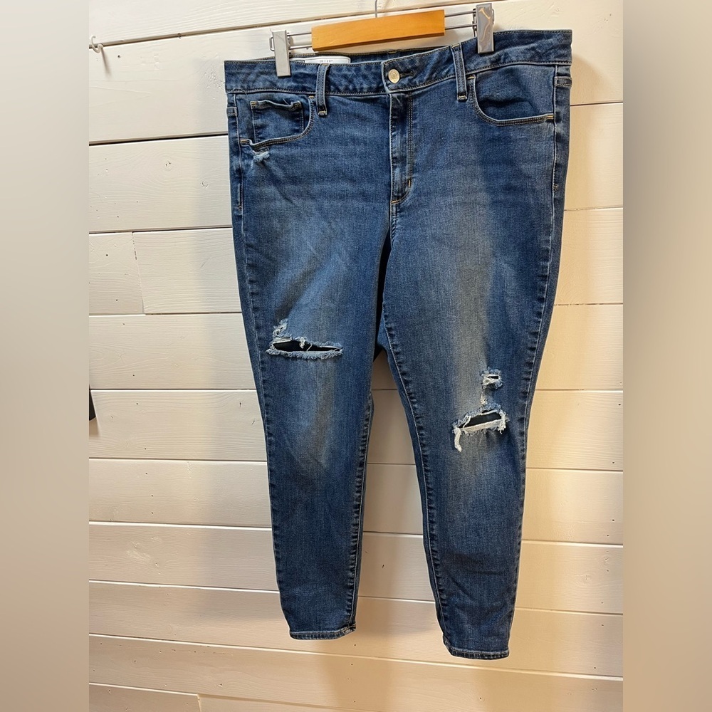 GAP – BLUE DENIM UNIVERSAL JEGGING MID RISE – SIZE 35/20 REGULAR - Picture 5 of 10